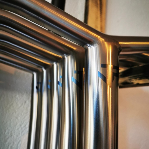 Guidon titan Y JF